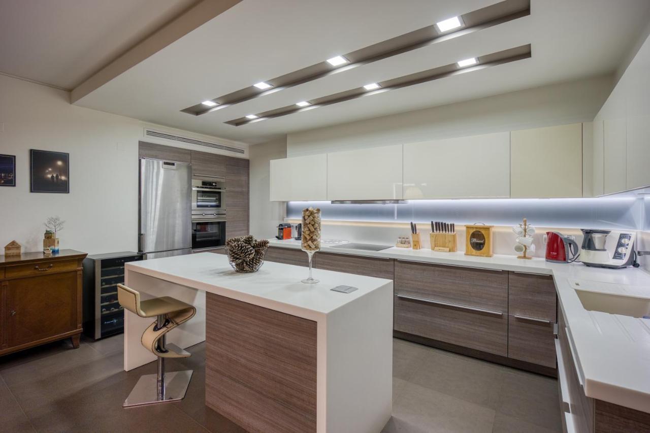 Апартаменты Artemis Luxury Penthouse By Estia Ираклион Экстерьер фото